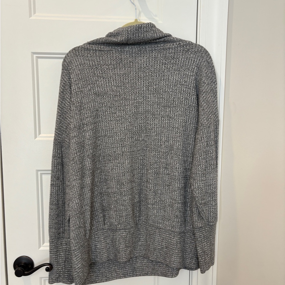 SWEATER BUNDLE- WONDERLY BRAND CREAM CARDIGAN and
TIME AND TRUE TUNIC SWEATER - Picture 12 of 16